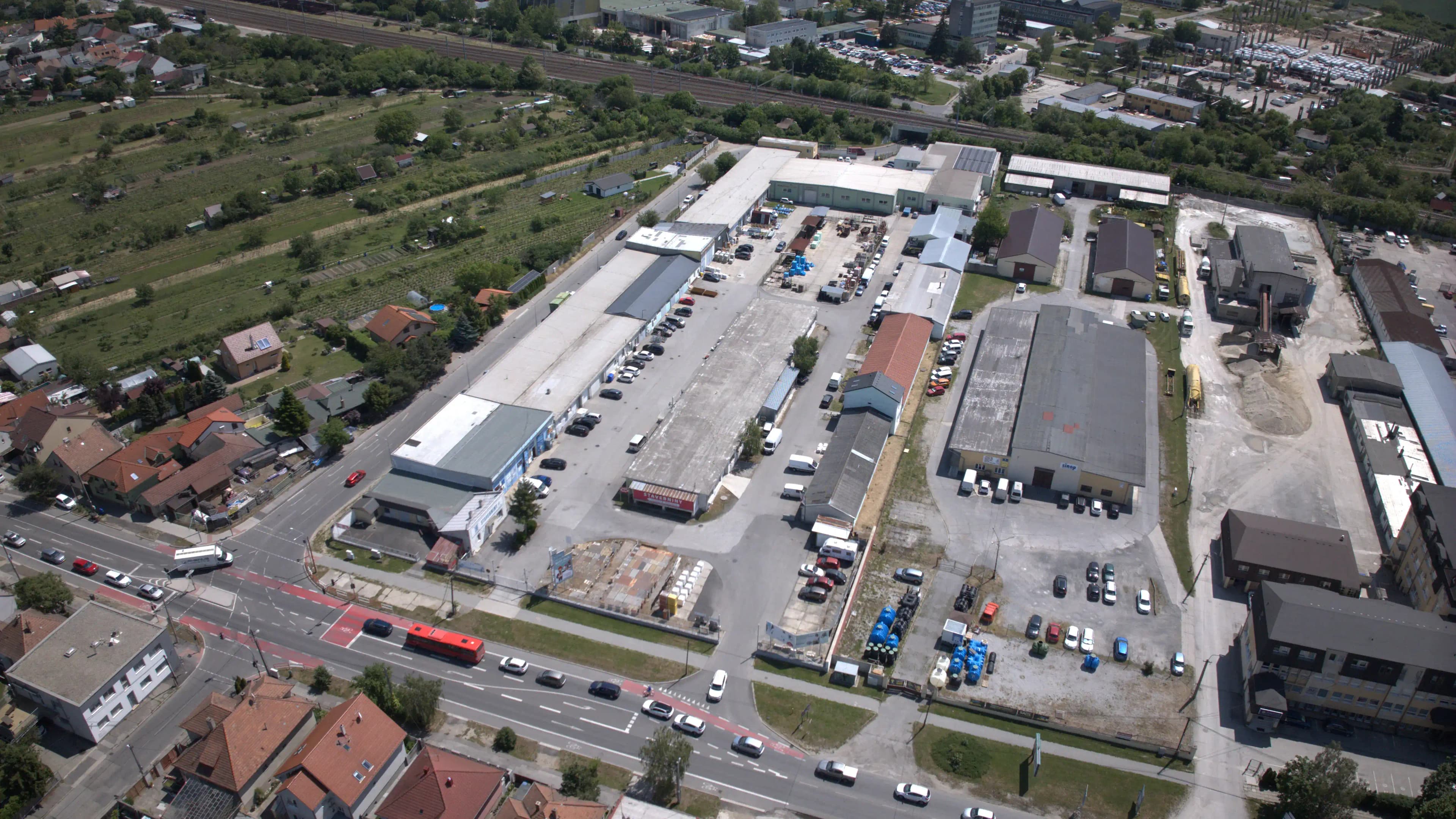 Priestor na prenájom 135 m²